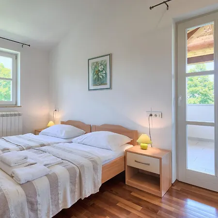 Villa Azura By Interhome