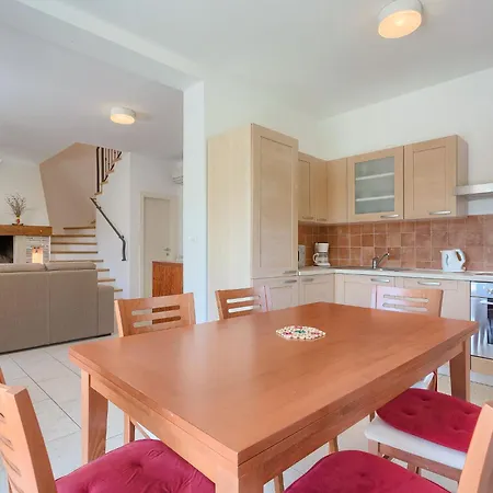 Azura By Interhome *