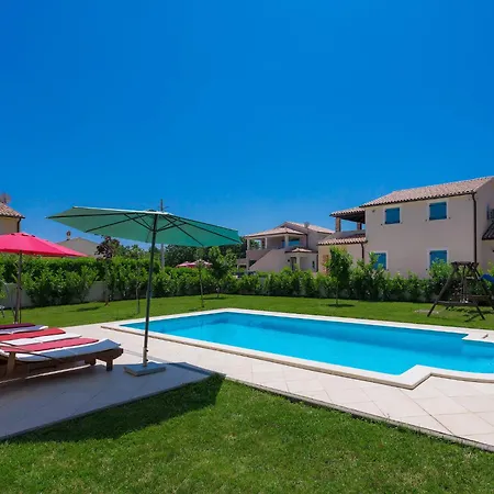 Azura By Interhome Marčana