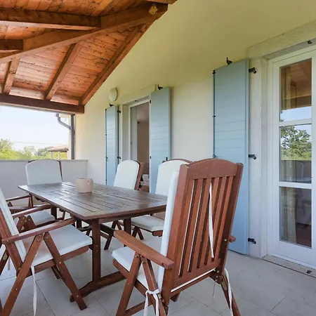 Azura By Interhome * Marčana