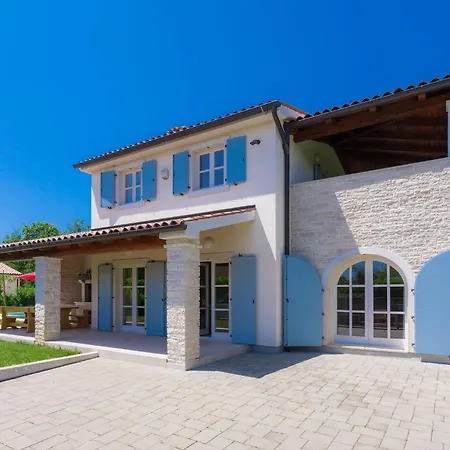 Villa Azura By Interhome