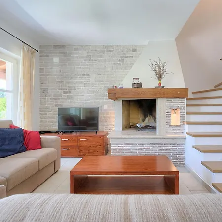 Azura By Interhome