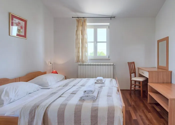 Azura By Interhome Marčana