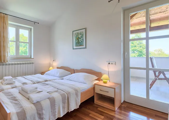 Villa Azura By Interhome