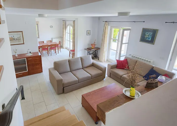 Azura By Interhome Villa Marčana