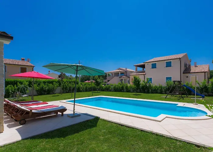 Azura By Interhome Marčana