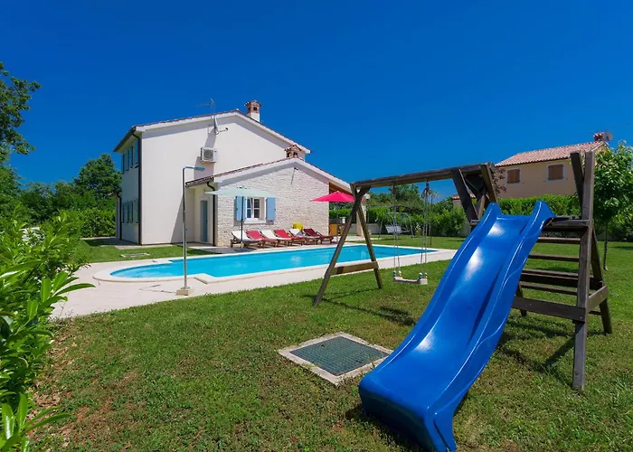 Villa Azura By Interhome Marčana