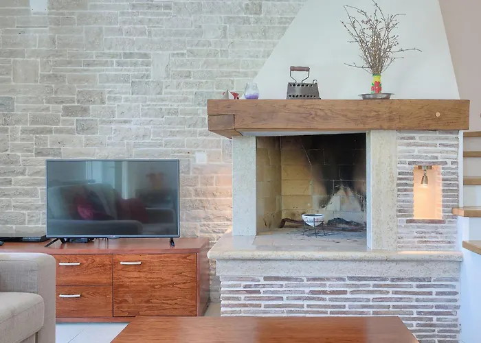 Azura By Interhome *